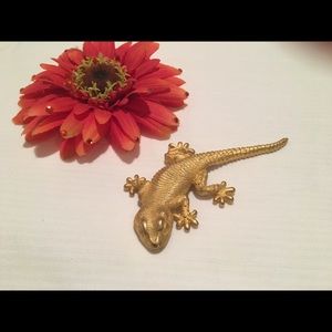 Gold plated Salamander Brooch Pin